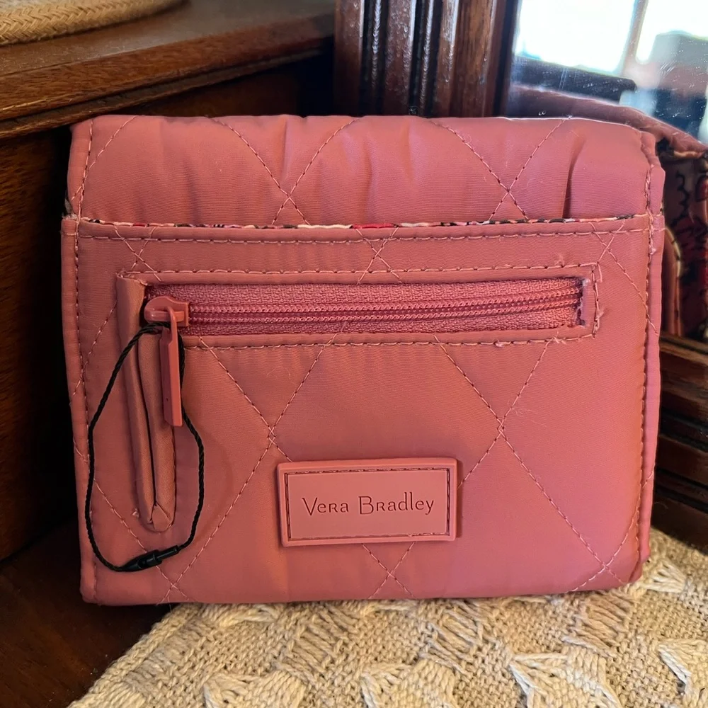 VERA BRADLEY Classic Ultralight RFID Quilted TriFold Wallet Dusty Pink & Floral - Picture 2 of 5